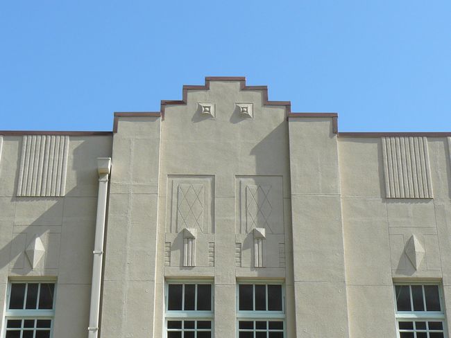 ���]�Ò�����{����