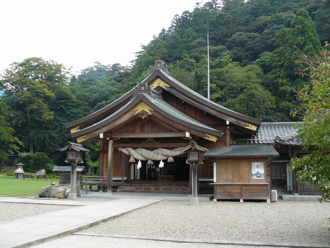 �k��������