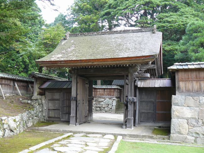 �k��������