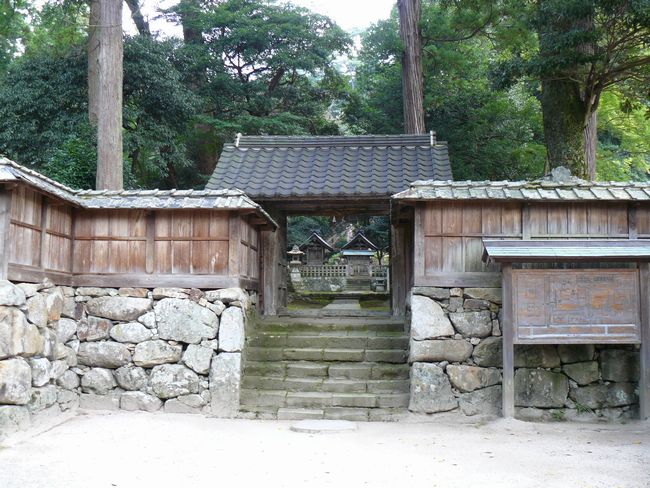 �k��������