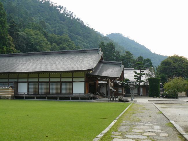 �k��������