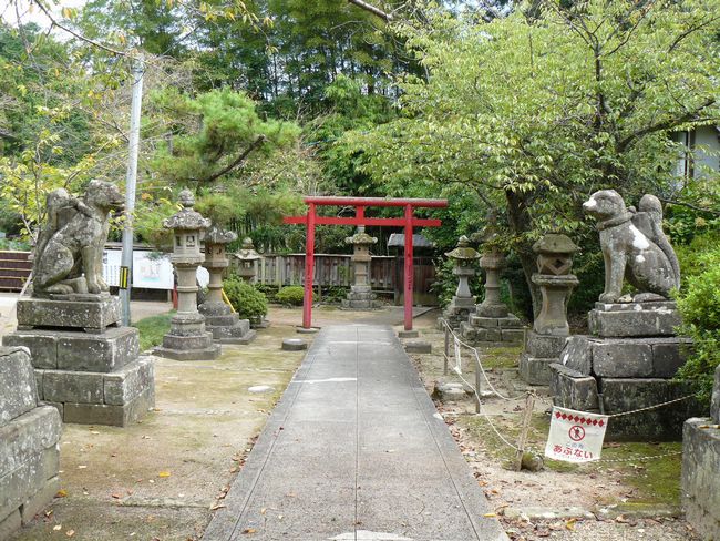 ��R��א_��