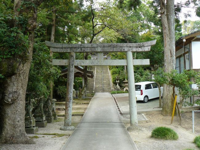 ��R��א_��