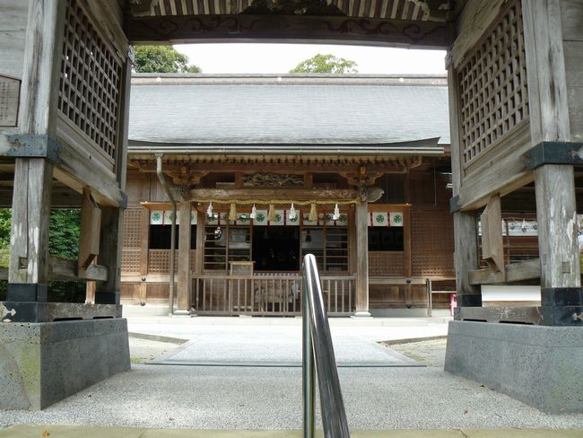 ��R��א_��