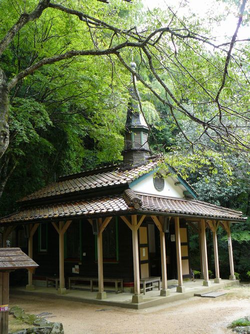 �������}���A����