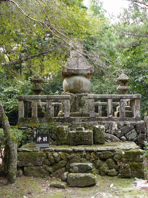 �x���g���̕�